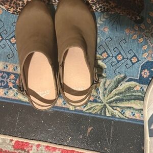 Dansko Comfortable Women's Brown Slingback